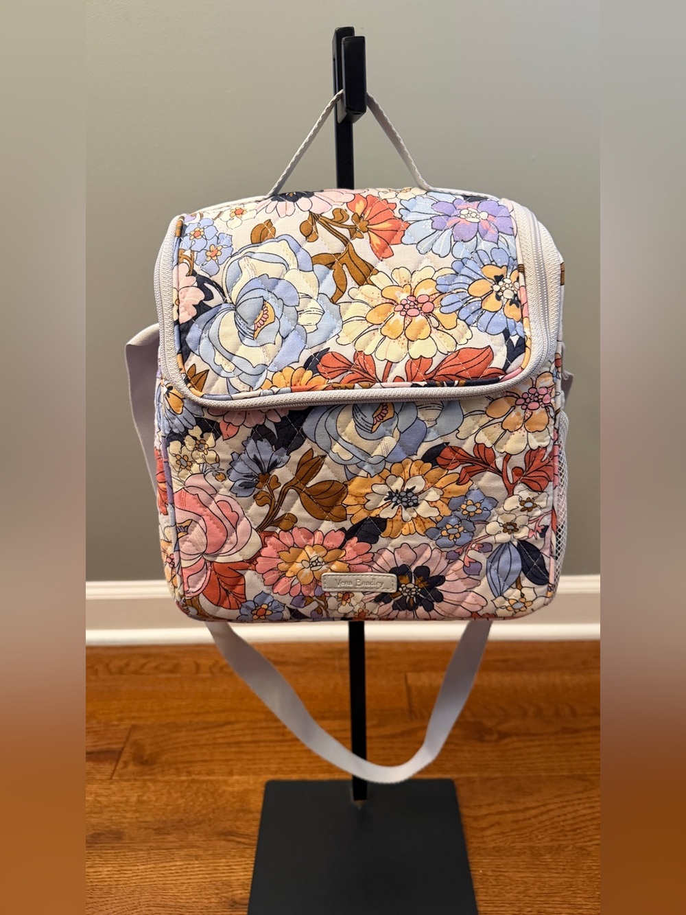 Vera Bradley Quilted Floral Crossbody Lunch bag in Pastel Blue Pink Cream